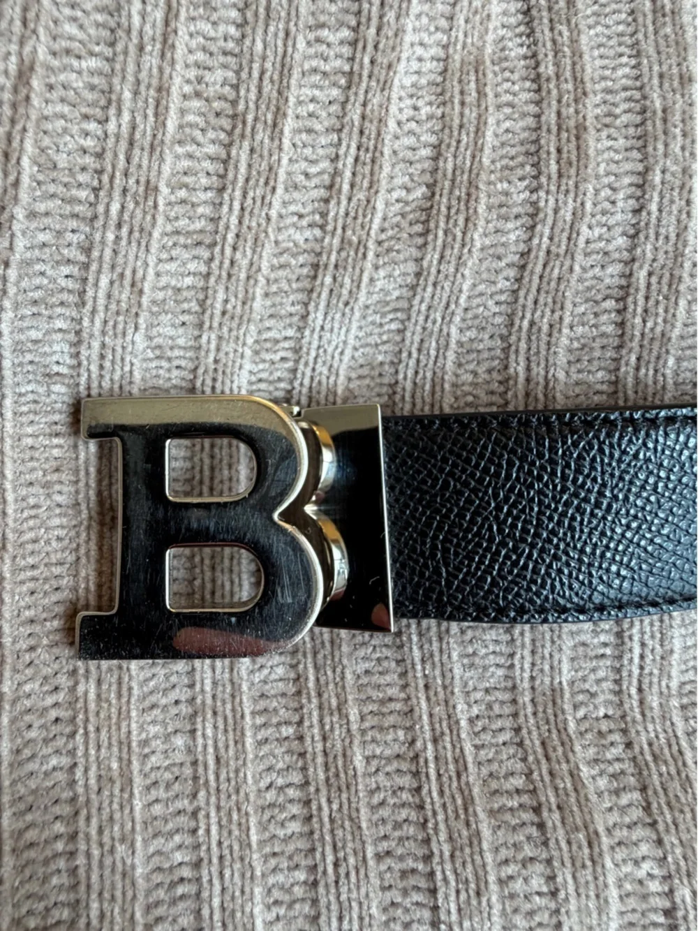 Bally Black Leather Men's Reversible Belt with Silver 'B' Buckle